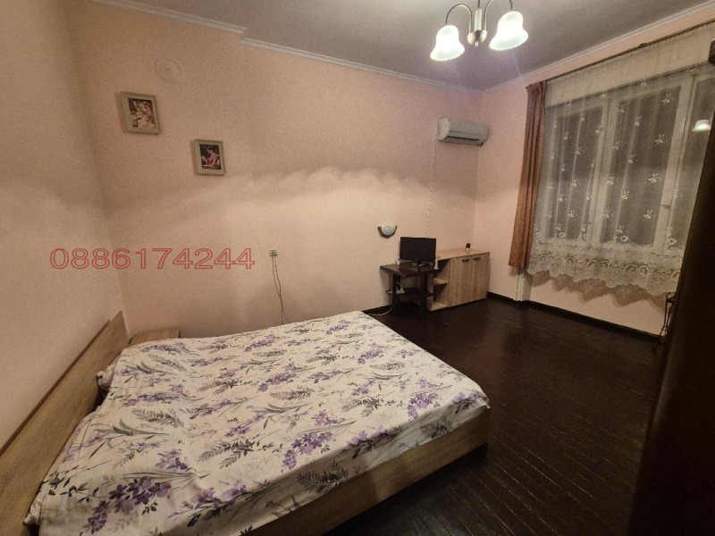 Дава под наем 3-СТАЕН, гр. София, Център, снимка 4 - Апартаменти - 53067972