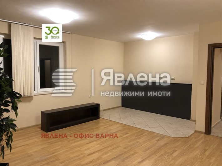 Дава под наем ОФИС, гр. Варна, ВИНС-Червен площад, снимка 2 - Офиси - 49351379