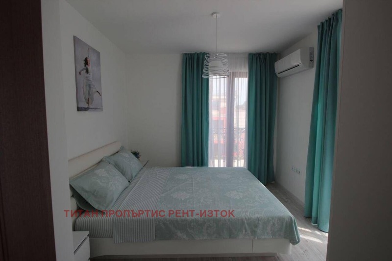 Дава под наем 2-СТАЕН, гр. Бургас, Център, снимка 3 - Апартаменти - 52568279