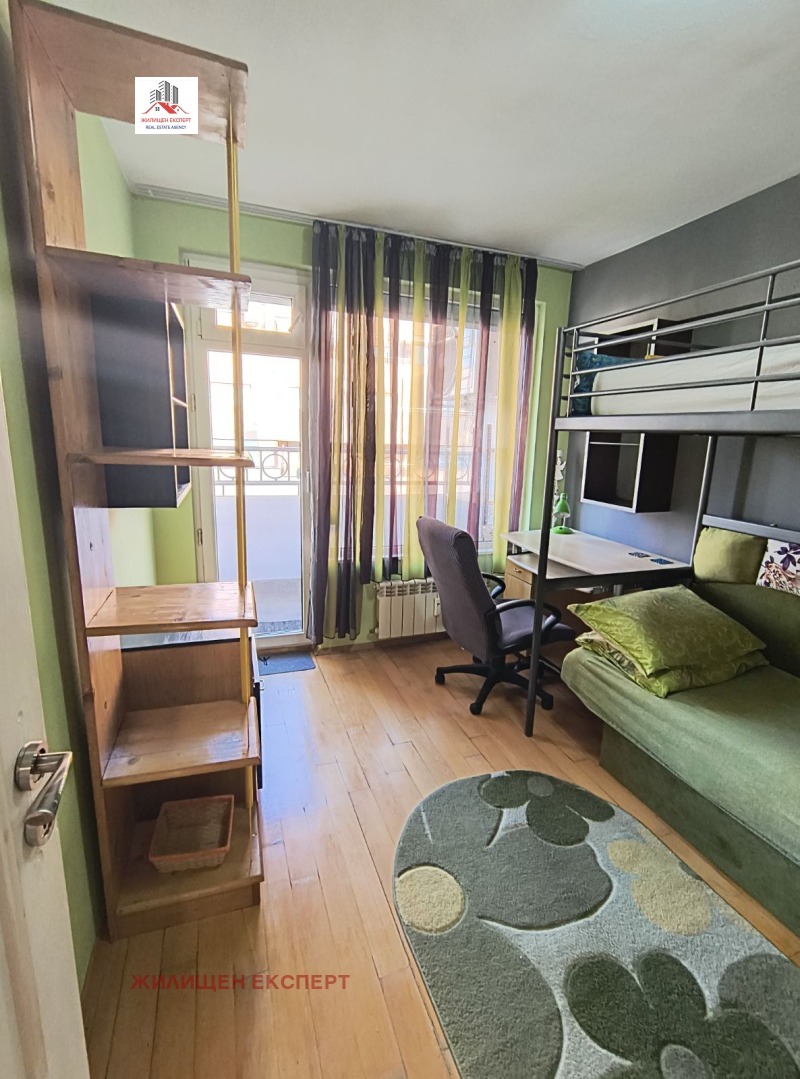 K pronájmu  2 ložnice Sofia , Borovo , 100 m2 | 47762192 - obraz [4]