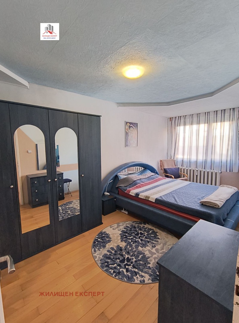 K pronájmu  2 ložnice Sofia , Borovo , 100 m2 | 47762192 - obraz [17]