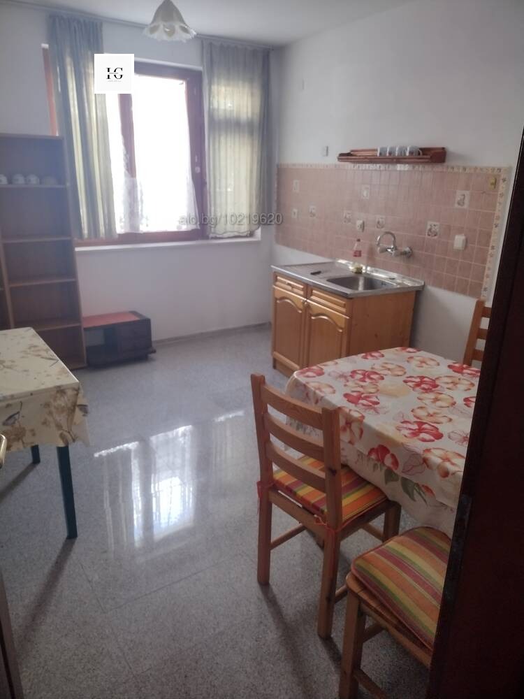 Til leie  1 soverom Burgas , Tsentar , 90 kvm | 94100960 - bilde [2]