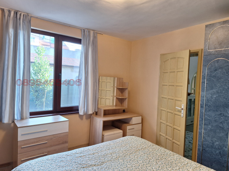 Дава под наем ЕТАЖ ОТ КЪЩА, гр. Варна, Христо Ботев, снимка 4 - Етаж от къща - 52925720