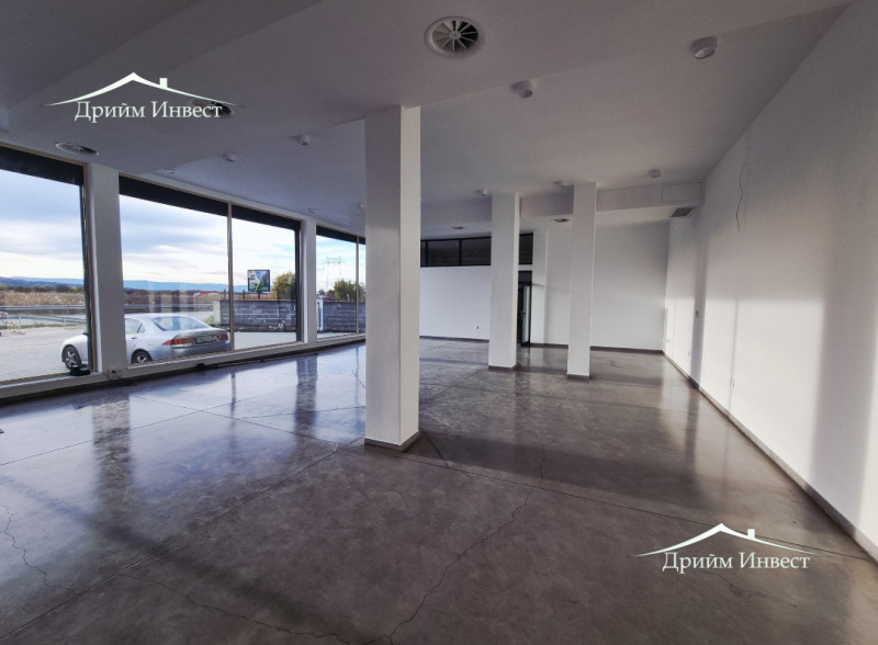 Дава под Наем МАГАЗИН в град Пловдив, Индустриална зона - Юг - 120 кв.м / 1 200 € » 2 347.00 лв., ДРИЙМ ИНВЕСТ