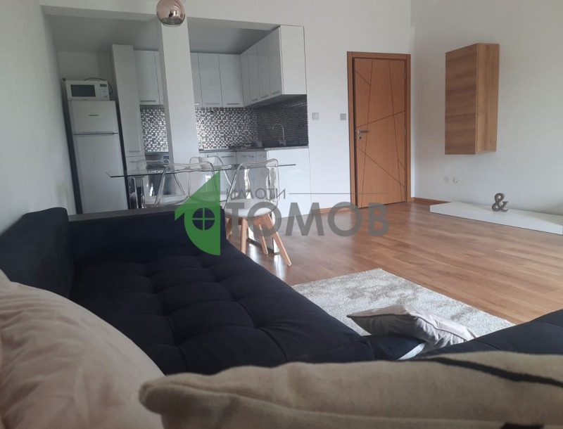 В оренду  1 спальня Шумен , Добруджански , 60 кв.м | 67474026