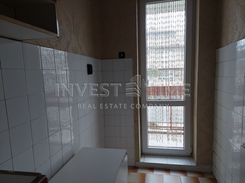 Издаје се  1 спаваћа соба Варна , Центар , 70 м2 | 60318540 - слика [5]