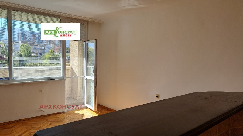 Vuokrattavana  2 makuuhuonetta Sofia , Ovtša kupel 2 , 100 neliömetriä | 86934853 - kuva [5]