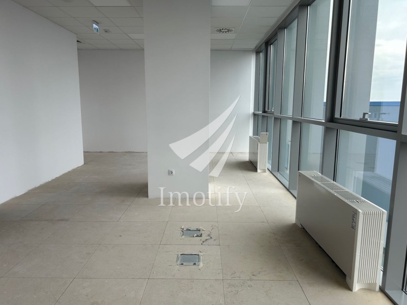 Дава под Наем ОФИС в град София, 7-ми 11-ти километър - 357 кв.м / 4 641 € » 9 077.01 лв., ИМОТИФАЙ