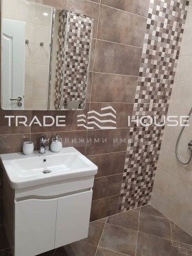 2 bedroom Mladezhki Halm, Plovdiv 9