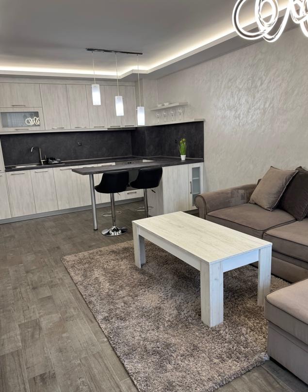 Til leie  1 soverom Plovdiv , Karsjijaka , 70 kvm | 56602554 - bilde [2]
