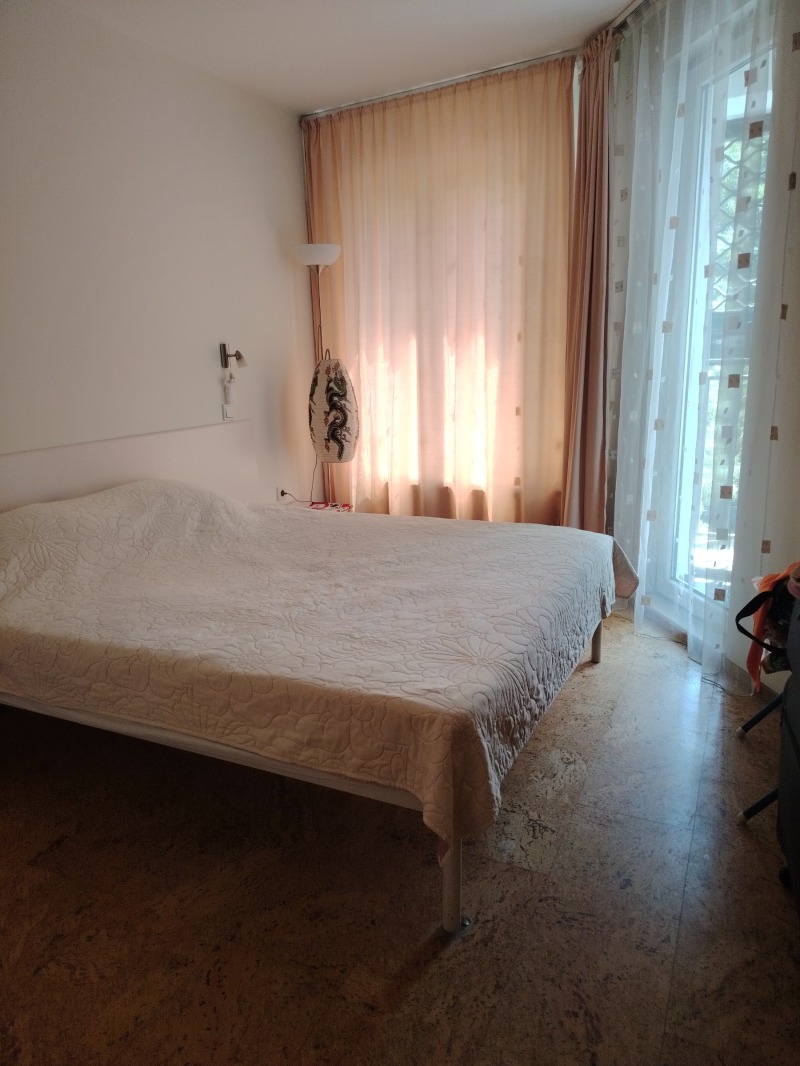 Zu vermieten  2 Schlafzimmer Sofia , Iwan Wazow , 110 qm | 60812200 - Bild [10]