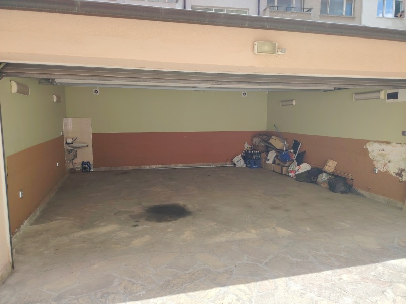 Zu vermieten  2 Schlafzimmer Sofia , Iwan Wazow , 110 qm | 60812200 - Bild [16]