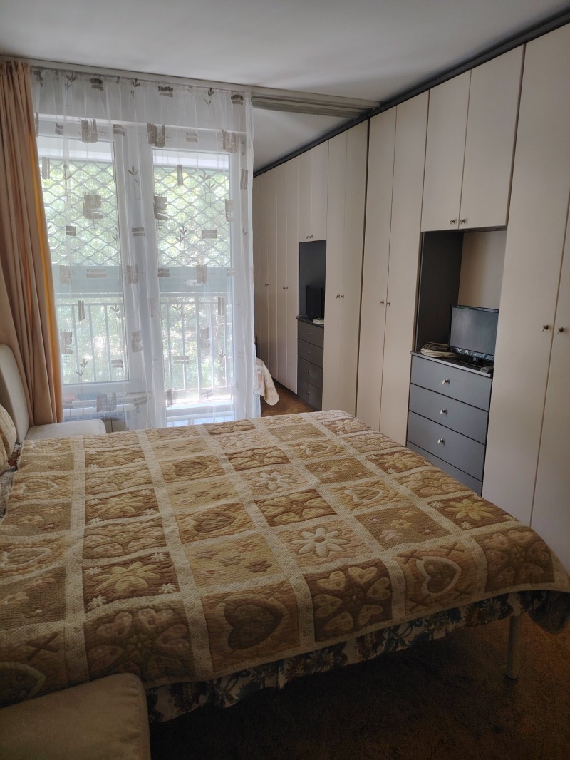 Zu vermieten  2 Schlafzimmer Sofia , Iwan Wazow , 110 qm | 60812200 - Bild [5]