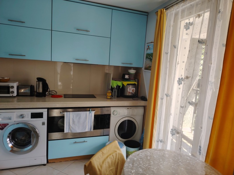 Zu vermieten  2 Schlafzimmer Sofia , Iwan Wazow , 110 qm | 60812200 - Bild [4]