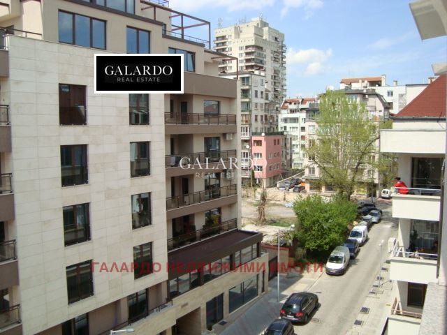 Дава под наем 3-СТАЕН, гр. София, Лозенец, снимка 13 - Апартаменти - 54029877