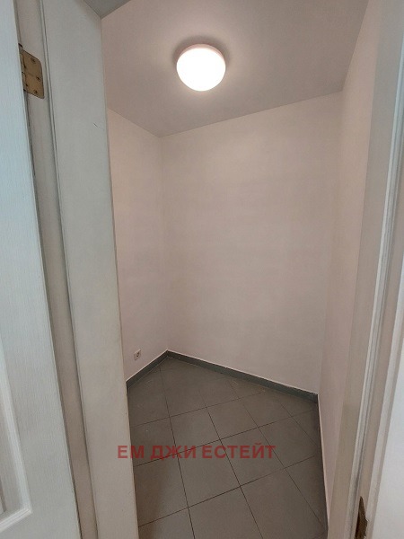 Te huur  Winkel Sofia , Tsentar , 29 m² | 86501754 - afbeelding [7]