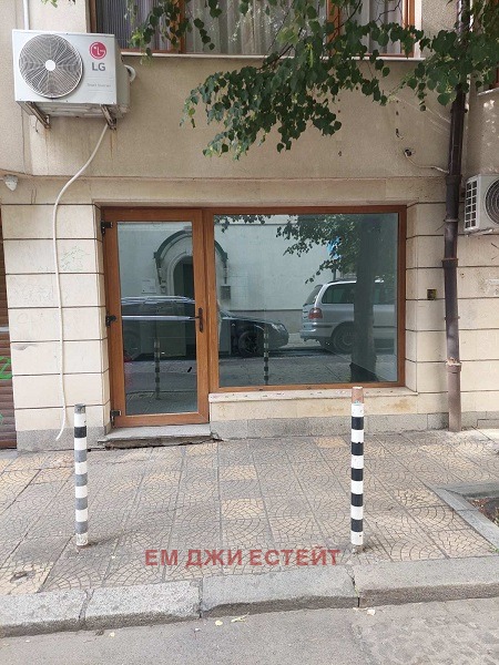 Te huur  Winkel Sofia , Tsentar , 29 m² | 86501754