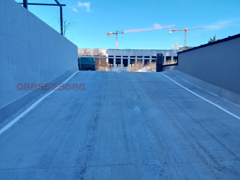 Дава под наем ГАРАЖ, ПАРКОМЯСТО, гр. София, Овча купел, снимка 10 - Гаражи и паркоместа - 53064613