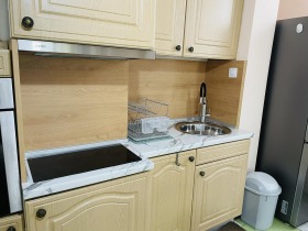 1 bedroom Vazrazhdane, Burgas 2