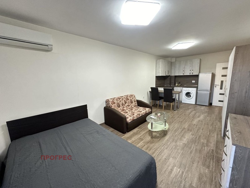 Para alugar  Estúdio Plovdiv , Kiutchuk Parij , 50 m² | 27156696