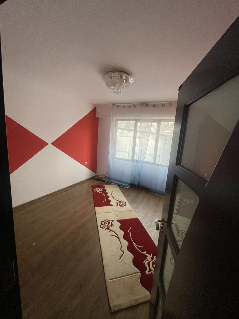 Дава под наем 3-СТАЕН, гр. Разград, Абитрус, снимка 6 - Апартаменти - 53087864