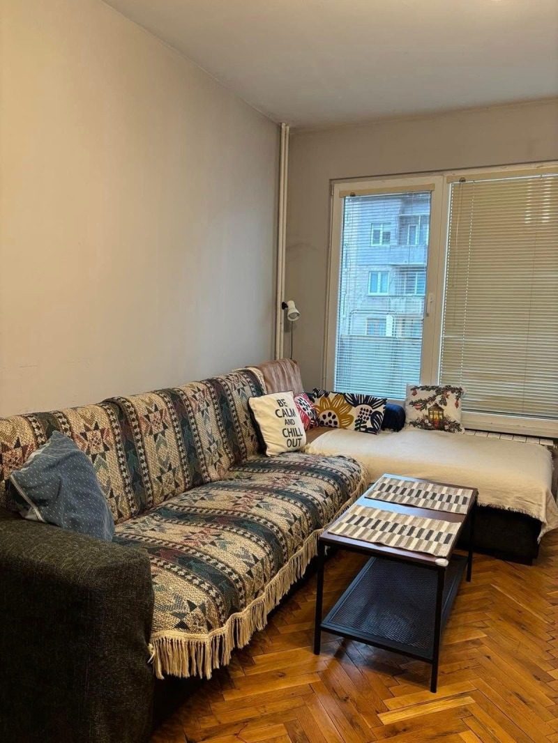 Дава под наем 3-СТАЕН, гр. София, Център