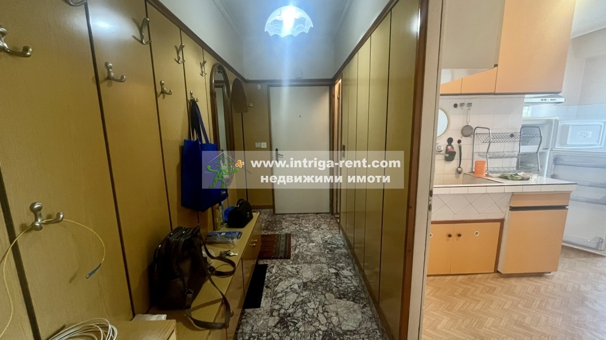 Дава под наем 3-СТАЕН, гр. Хасково, Любен Каравелов, снимка 5 - Апартаменти - 54350379