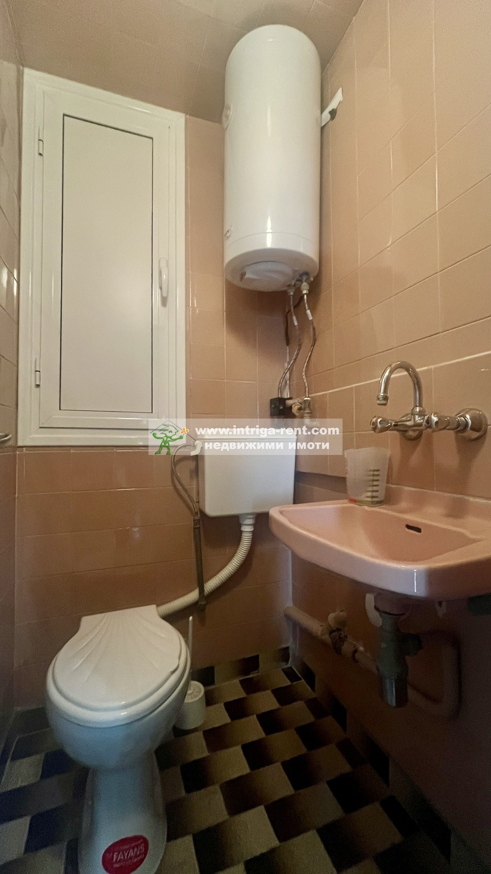 Дава под наем 3-СТАЕН, гр. Хасково, Любен Каравелов, снимка 15 - Апартаменти - 54350379