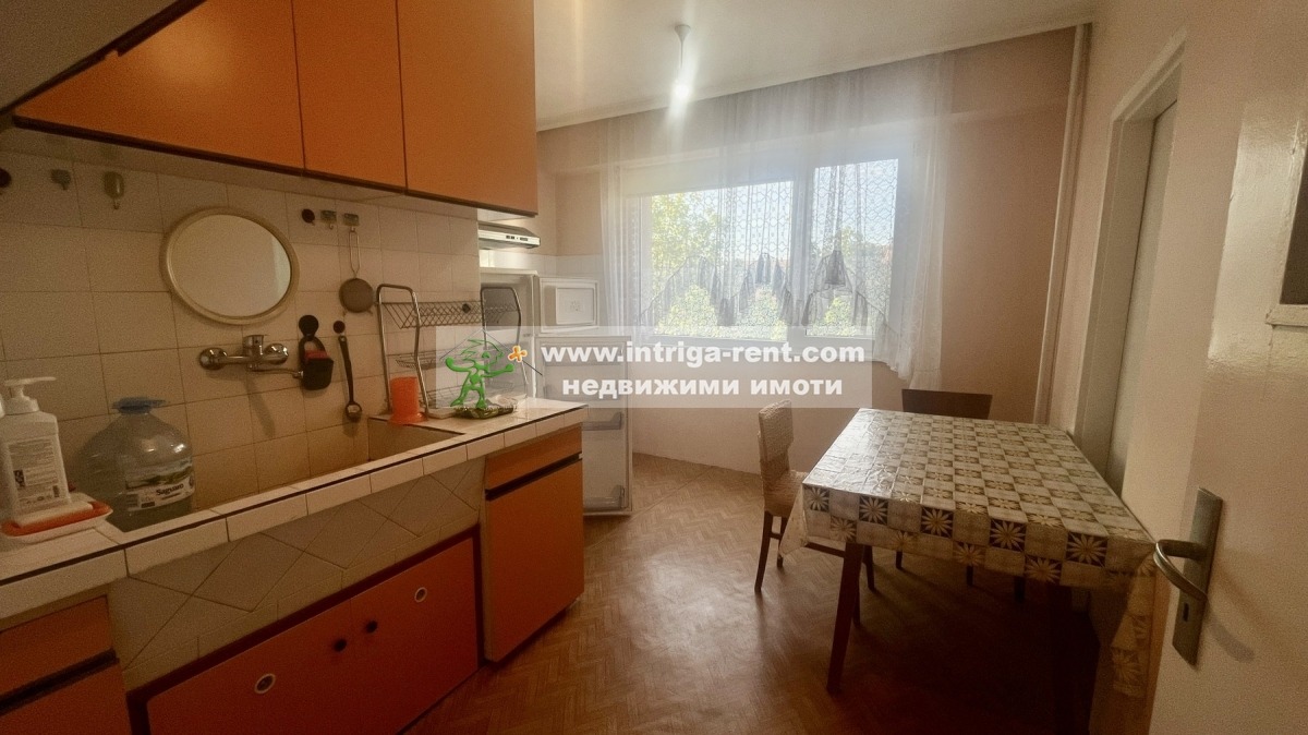 Дава под наем 3-СТАЕН, гр. Хасково, Любен Каравелов, снимка 6 - Апартаменти - 54350379