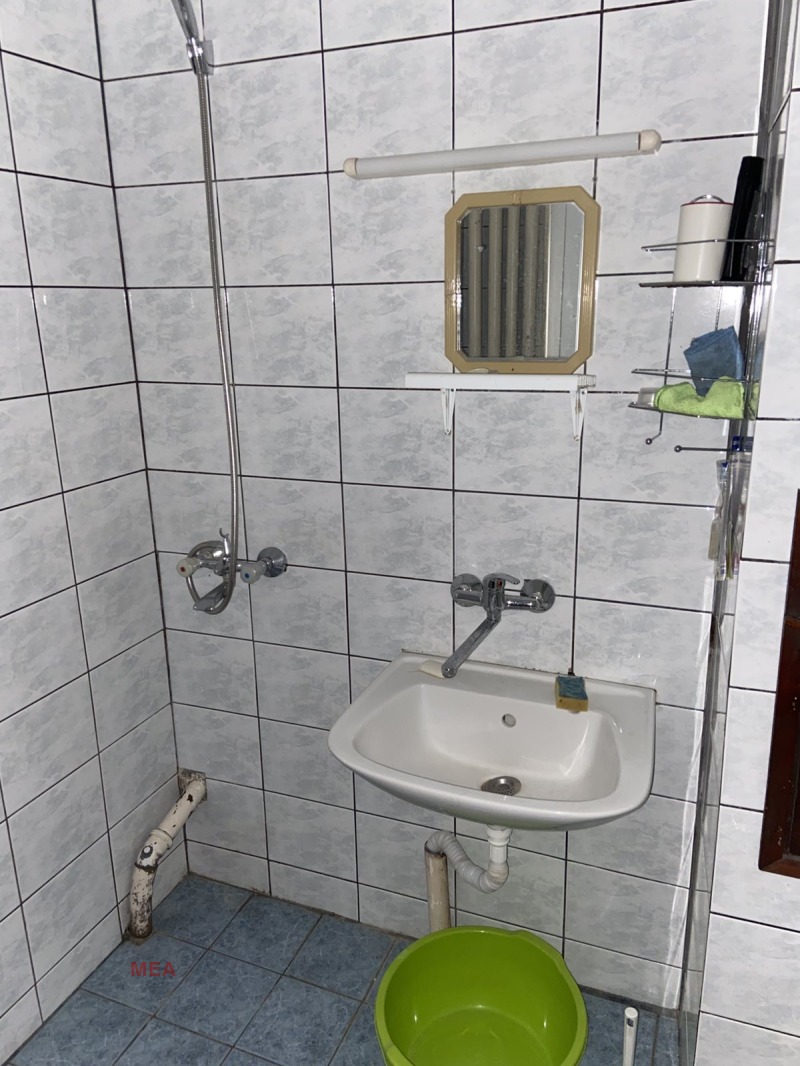 En renta  1 dormitorio Pleven , Druzhba 2 , 60 metros cuadrados | 78398129 - imagen [8]