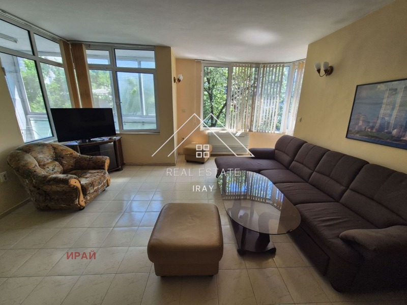 Zu vermieten  3+ Schlafzimmer Stara Zagora , Zentar , 124 qm | 90569303