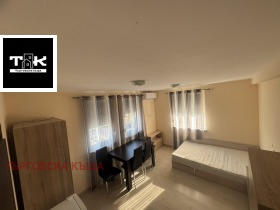 Προς ενοικίαση Στούντιο