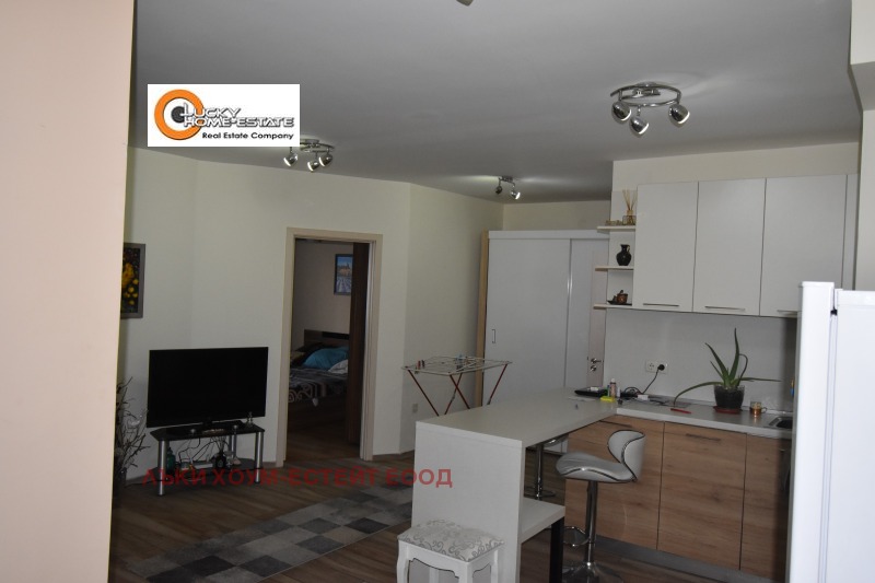 Дава под наем 3-СТАЕН, гр. София, Център, снимка 3 - Апартаменти - 52361062