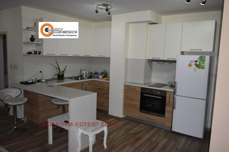 Дава под наем 3-СТАЕН, гр. София, Център, снимка 2 - Апартаменти - 52361062