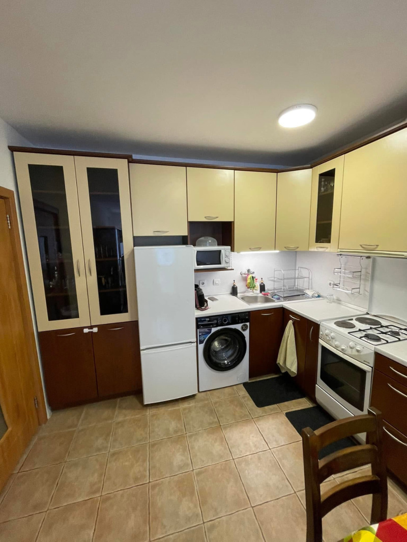 Zu vermieten  1 Schlafzimmer Sofia , Mladost 3 , 65 qm | 22802711 - Bild [3]