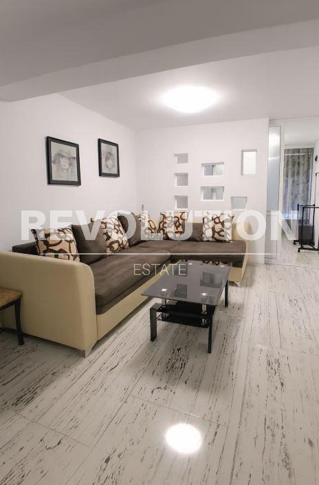 A louer  1 chambre Varna , Avtogara , 55 m² | 71206280