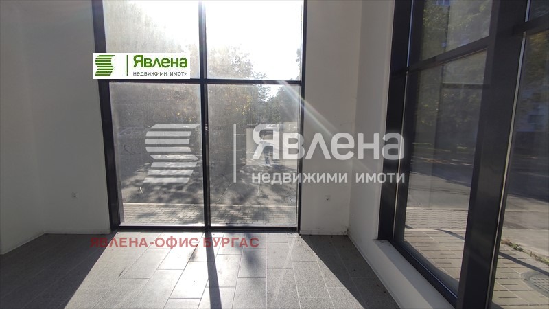 Te huur  Winkel Burgas , Izgrev , 445 m² | 81227011 - afbeelding [4]