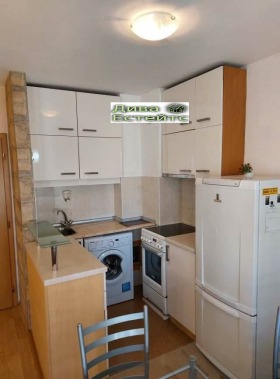 1 makuuhuone Ljulin 8, Sofia