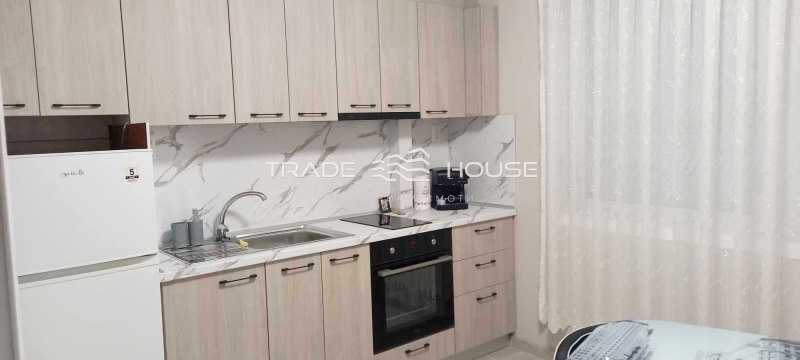 Te huur  1 slaapkamer Plovdiv , Tsentar , 50 m² | 86932089