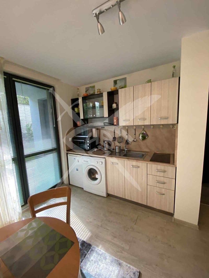 Дава под нем  2-стаен, град Варна, м-т Евксиноград •  600 EUR • ID 72249471 — holmes.bg - [1] 