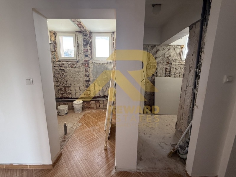 Издаје се  Канцеларија Софија , Центар , 100 м2 | 31640391 - слика [7]
