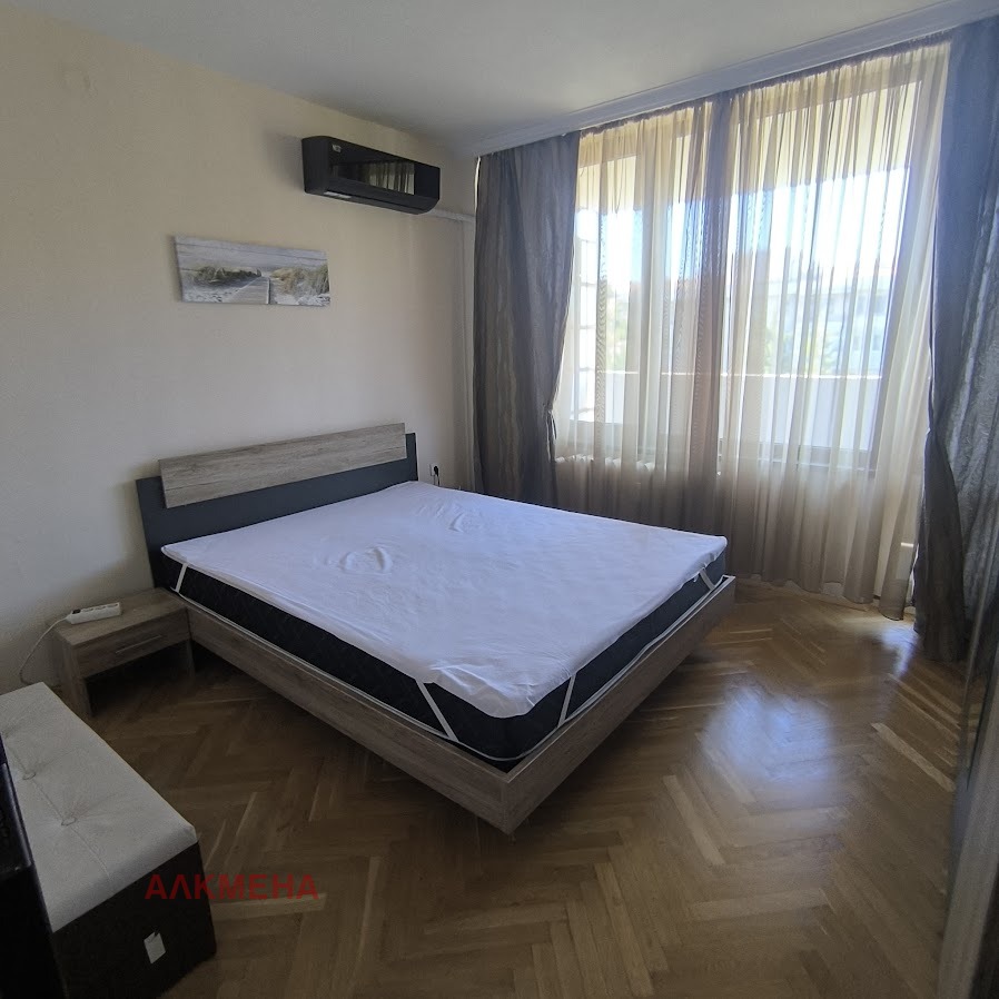 Дава под наем 3-СТАЕН, гр. София, Лозенец, снимка 6 - Апартаменти - 56007610