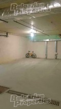 Дава под наем ГАРАЖ, ПАРКОМЯСТО, гр. Варна, к.к. Св.Св. Константин и Елена, снимка 2