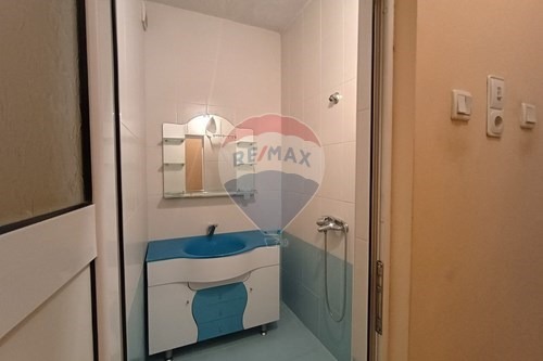 Издаје се  2 спаваће собе Варна , Центар , 90 м2 | 86833631 - слика [13]