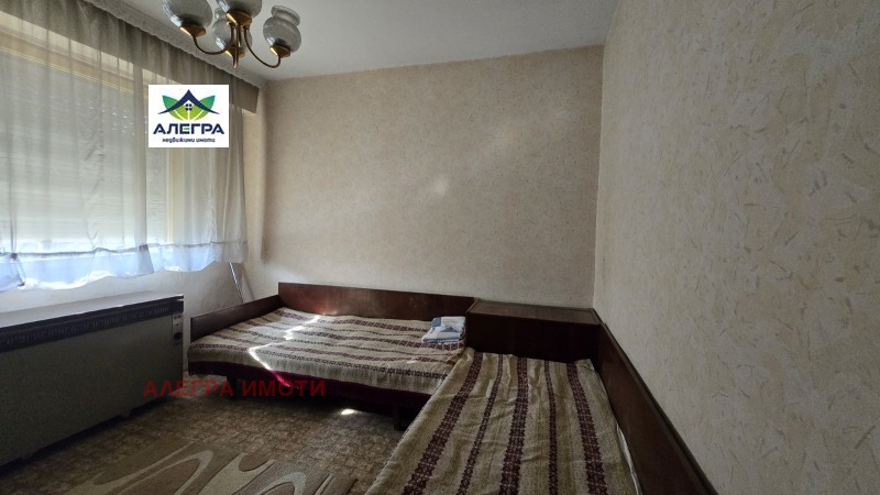 Дава под наем 3-СТАЕН, гр. Пазарджик, Идеален център, снимка 5 - Апартаменти - 53150522