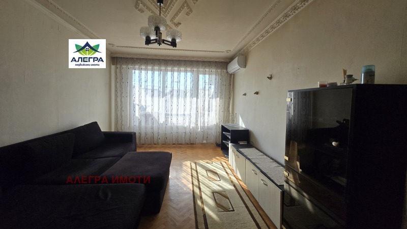 Дава под наем 3-СТАЕН, гр. Пазарджик, Идеален център, снимка 2 - Апартаменти - 53150522