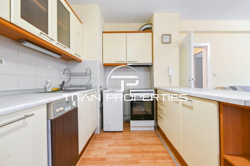 Дава под наем 2-СТАЕН, гр. София, Център, снимка 2 - Апартаменти - 53039856