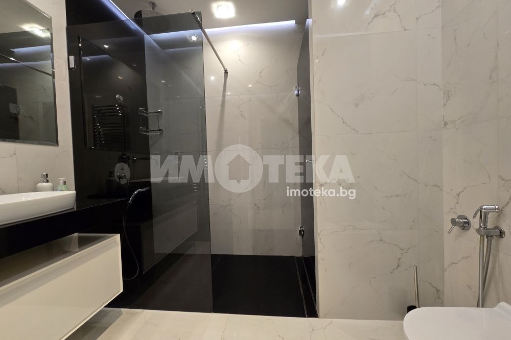 Дава под наем 3-СТАЕН, гр. София, Лозенец, снимка 11 - Апартаменти - 54649851