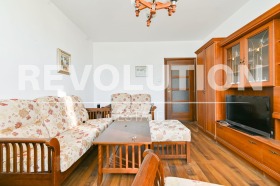 1 soverom Bakston, Sofia