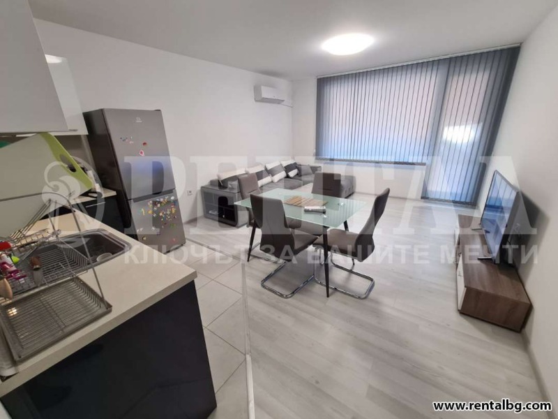 K pronájmu  2 ložnice Plovdiv , Centar , 95 m2 | 65670370